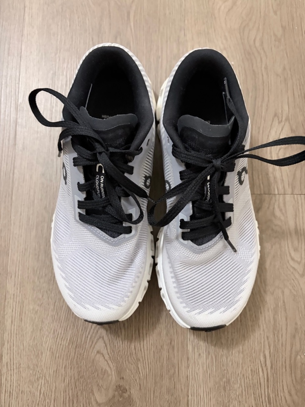 Oncloud CLOUD 6 PUSH lilac|black color sneakers in excellent condition size 5w